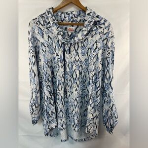 Ruby Rd lightweight pull over hoodie. Multi shades of blue cotton blend. Size M